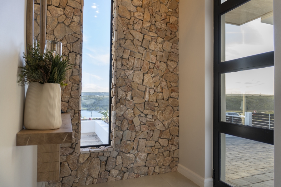 4 Bedroom Property for Sale in Kromme River Estate Eastern Cape